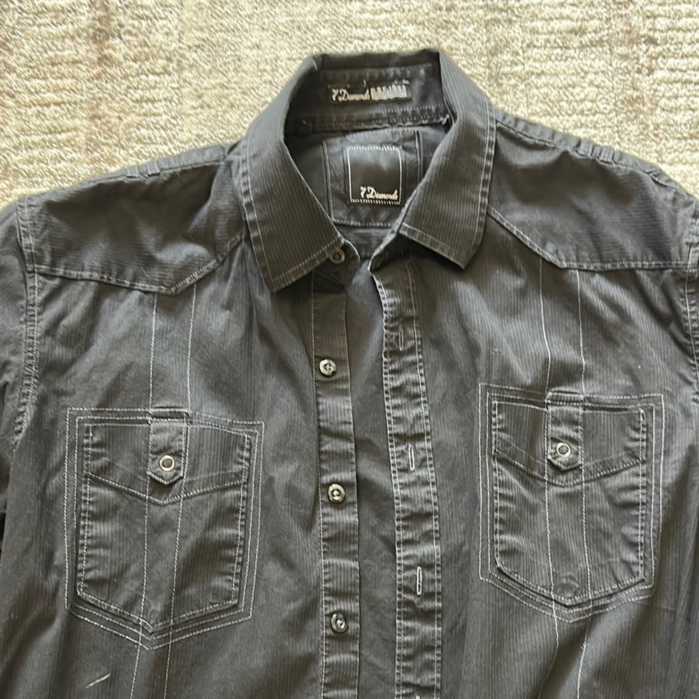 7 Diamonds Black Button-Down Shirt
